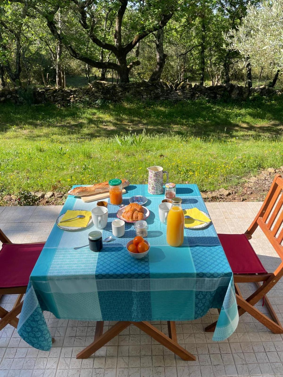 Bed and Breakfast Les Marguerites Vers Pont du Gard Exteriér fotografie